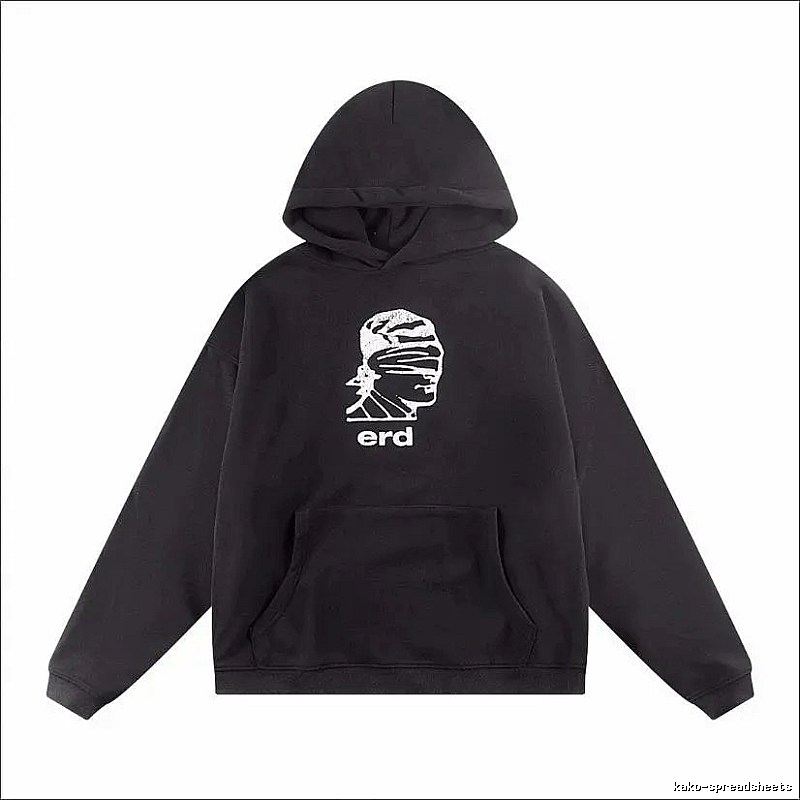 Daily Sweatshirt Rotation Graphic Zip Hoodie Training Look