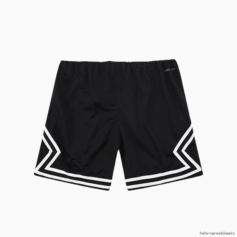 AJ sporty black shorts