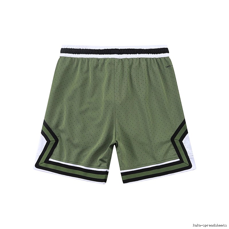 AJ sporty green shorts