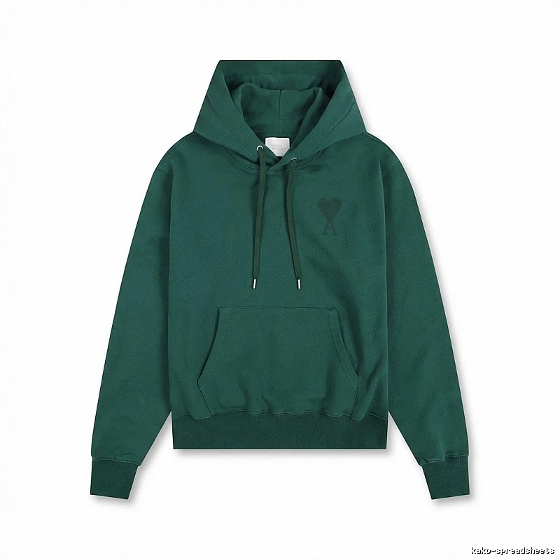 AMI's simple and loving style hoodie.