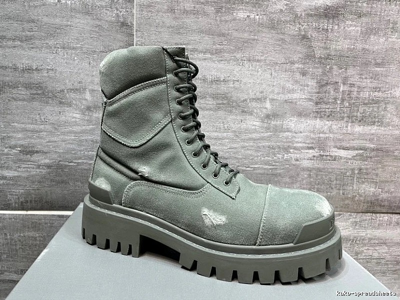Balenciaga Gray Lace-up Boot Combat Boot for Streetwear Looks