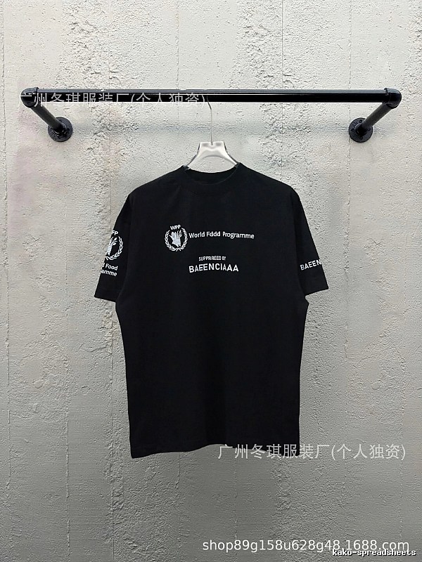 Balenciaga letter-style black T-shirt