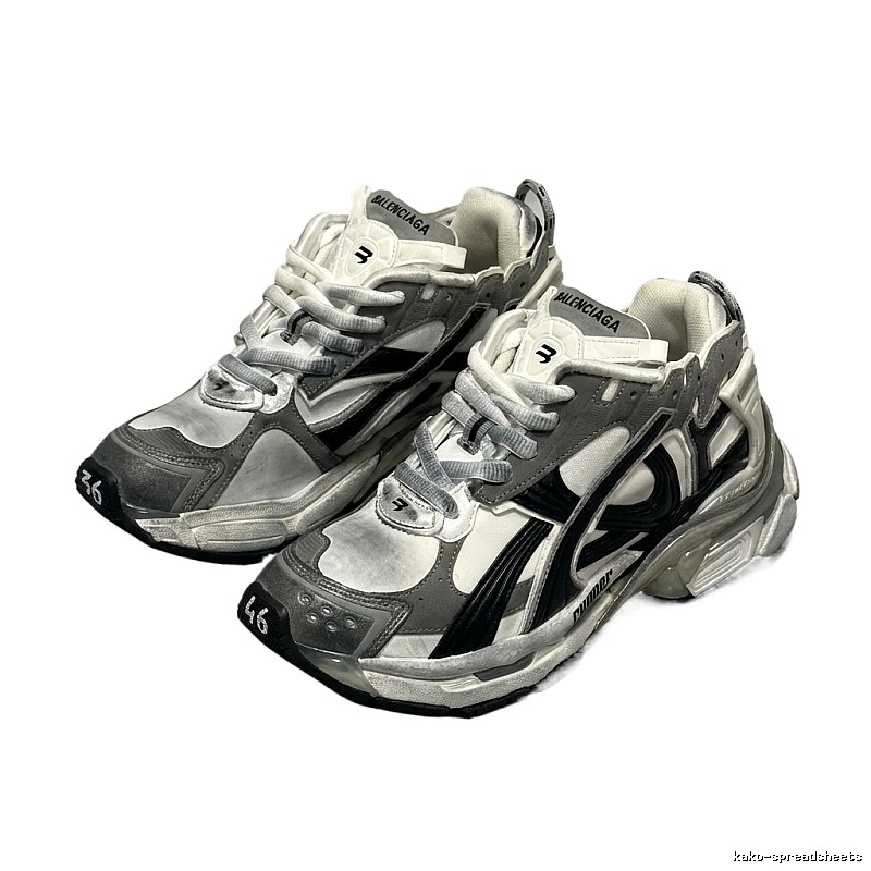 Balenciaga retro-style silver-gray sports shoes