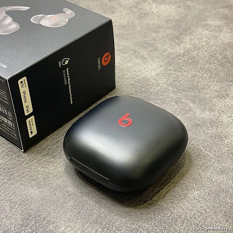 Beats Studio Buds Earbuds in Black