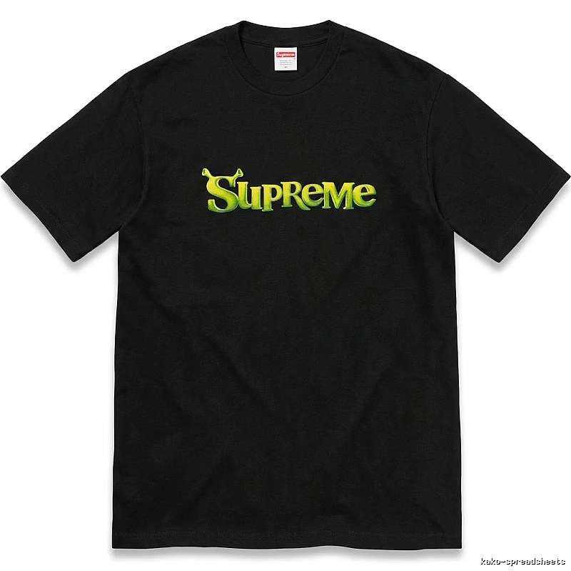 Black T-shirt with Supreme letter print