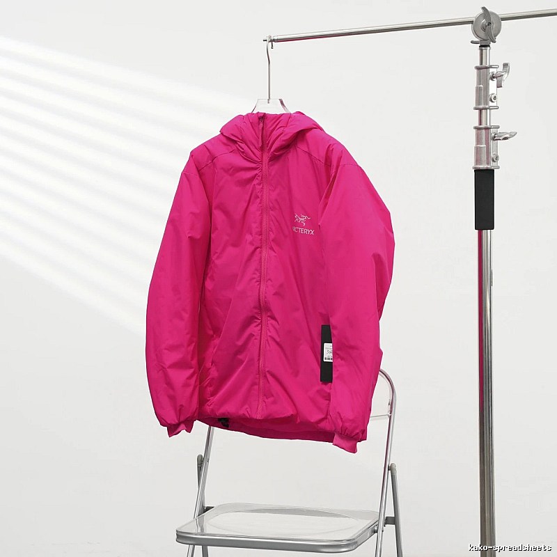 Bright Shell Jacket with vivid finish - Arc'teryx Layering Edit