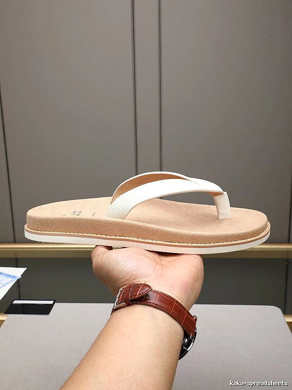 Brunello Cucinelli Casual Style Off-white Flip-flops