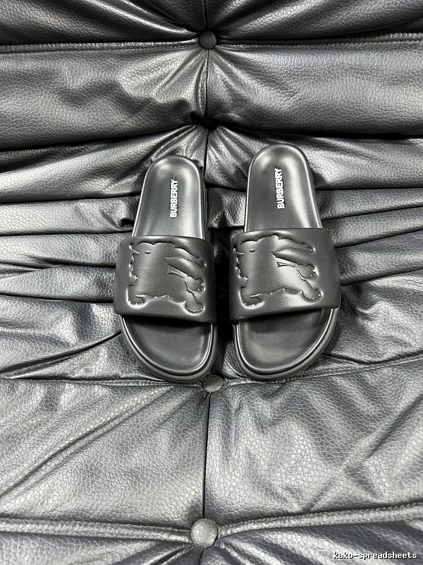 Burberry Knight Embossed Casual Style Black Slides