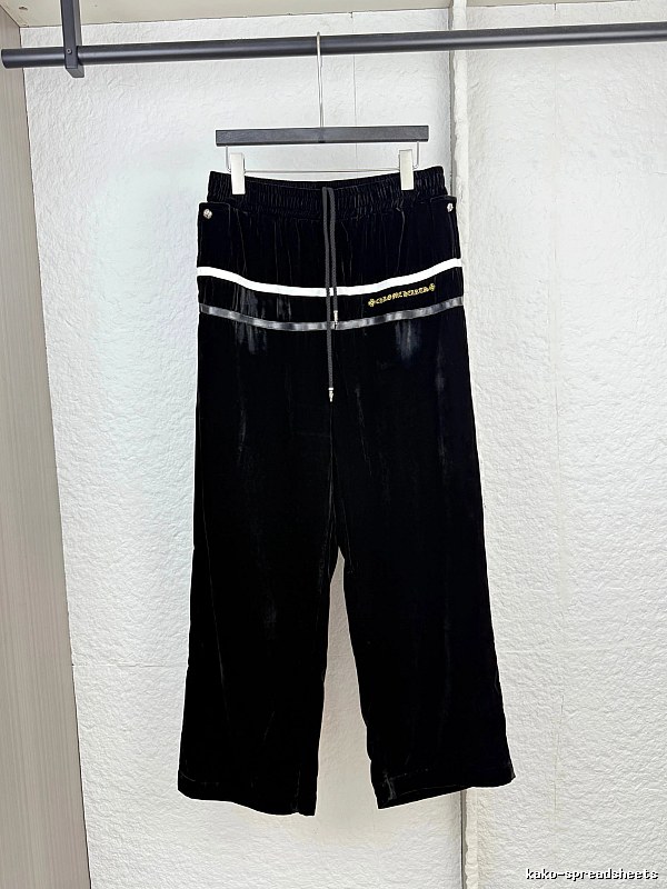 Daily Black Wide Cropped Trousers