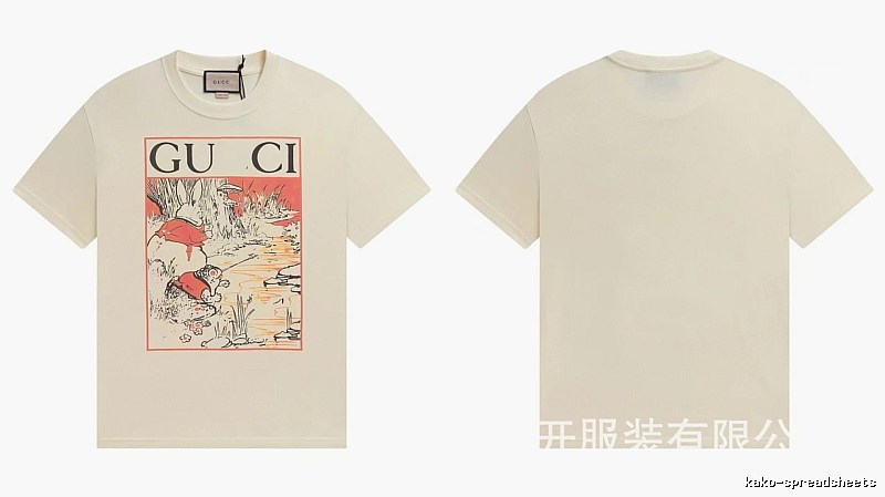 Gucci Vintage Style Illustration Print Off-white T-shirt
