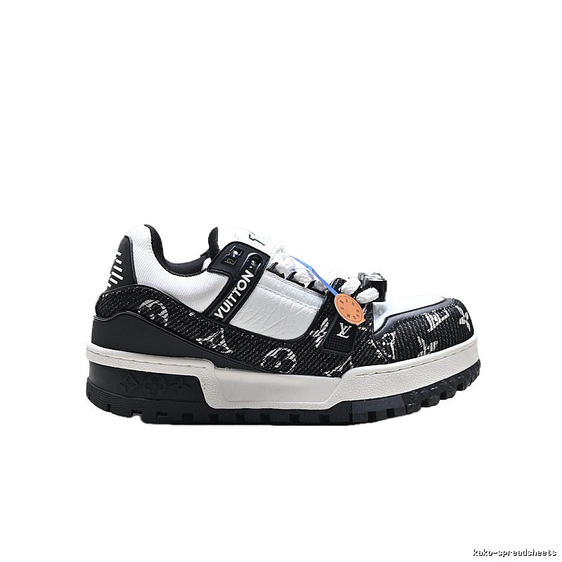 Louis Vuitton black and white trendy sports shoes