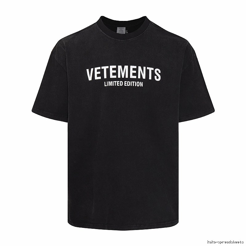 Monogram Statement graphic T-shirt Black Colorful Lucky for Layered Styling