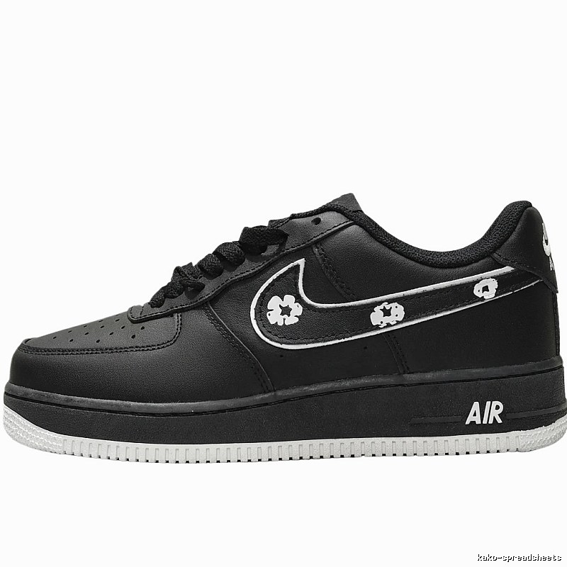 Nike Air Force 1 trendy black shoes