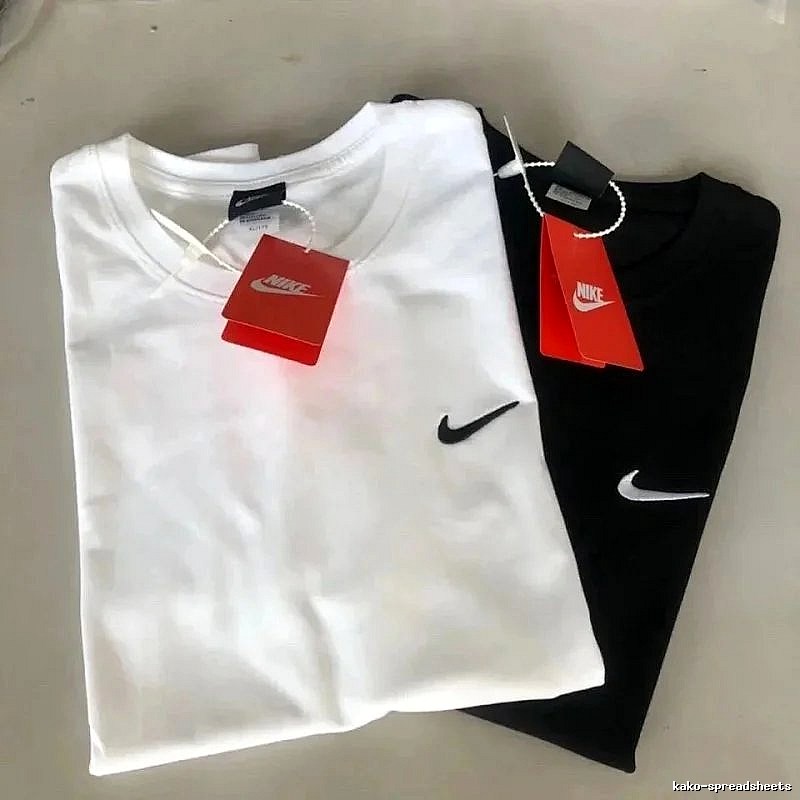 Nike Side Swoosh Logo Detail Black Swoosh T-Shirt Streetwear Look