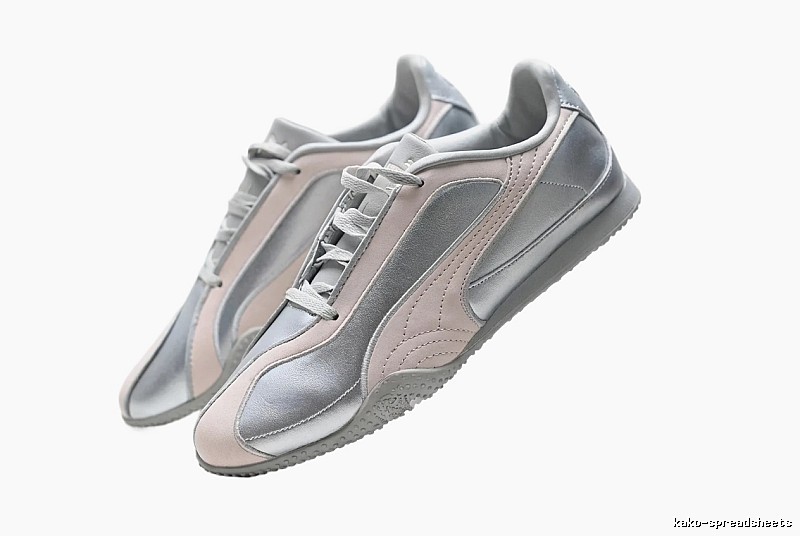 PUMA retro-style silver powder sports shoes