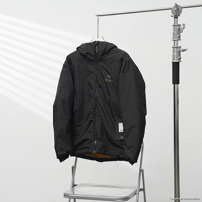 Streamlined Shell Technical Hooded Jacket - Arc'teryx Essential Edit