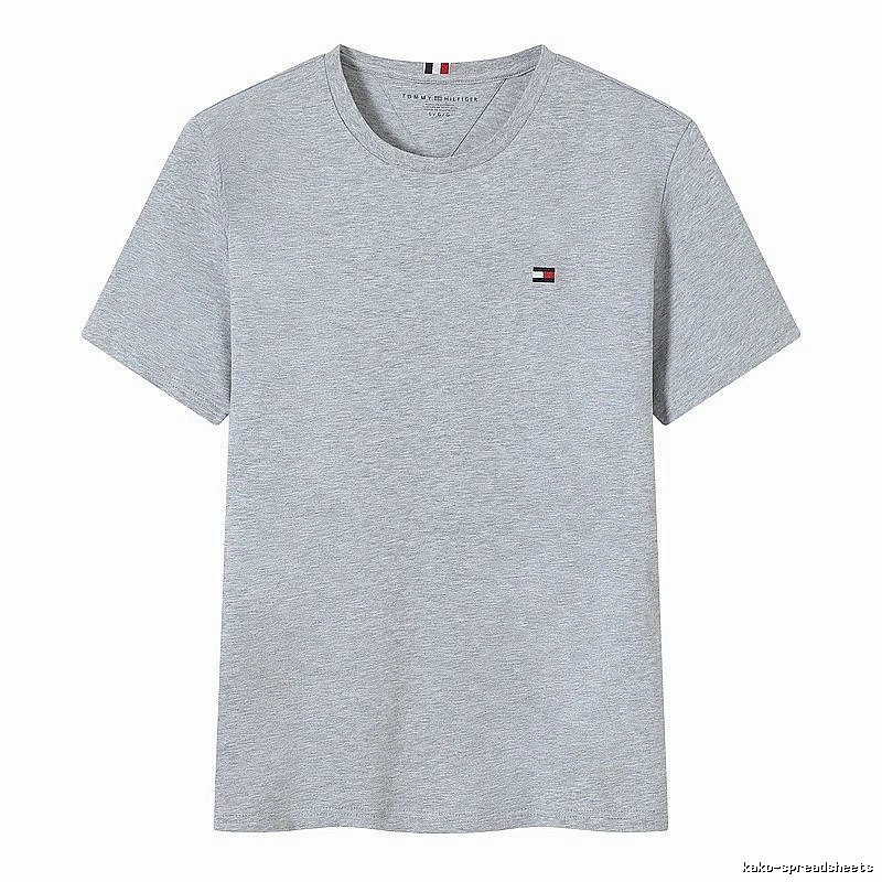 Tommy Hilfiger Gray Logo T-Shirt Streetwear Look