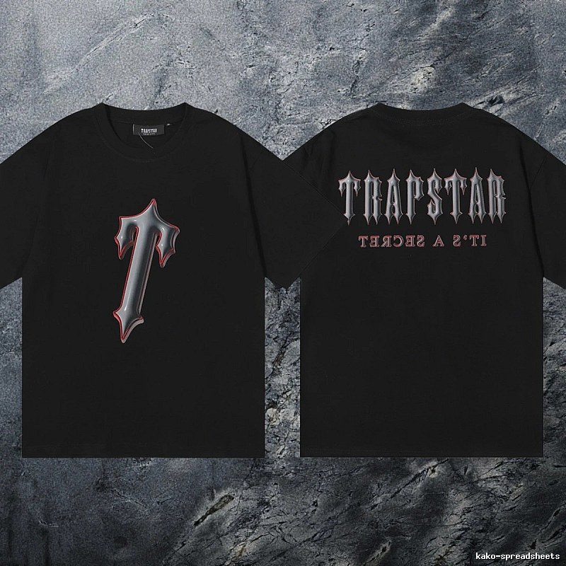 Trapstar Classic Keys graphic T-shirt Black White Key with Travel-Friendly Style