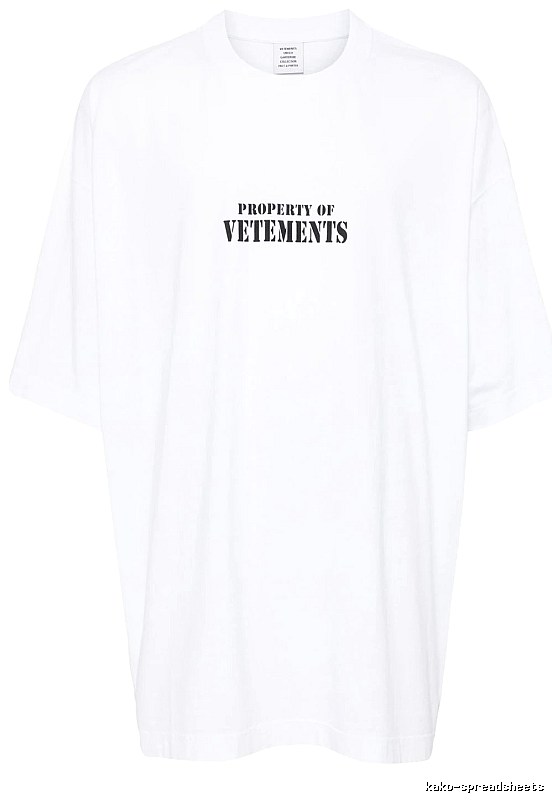 Weekend Statement graphic T-shirt Black Colorful Lucky for Weekend Wear